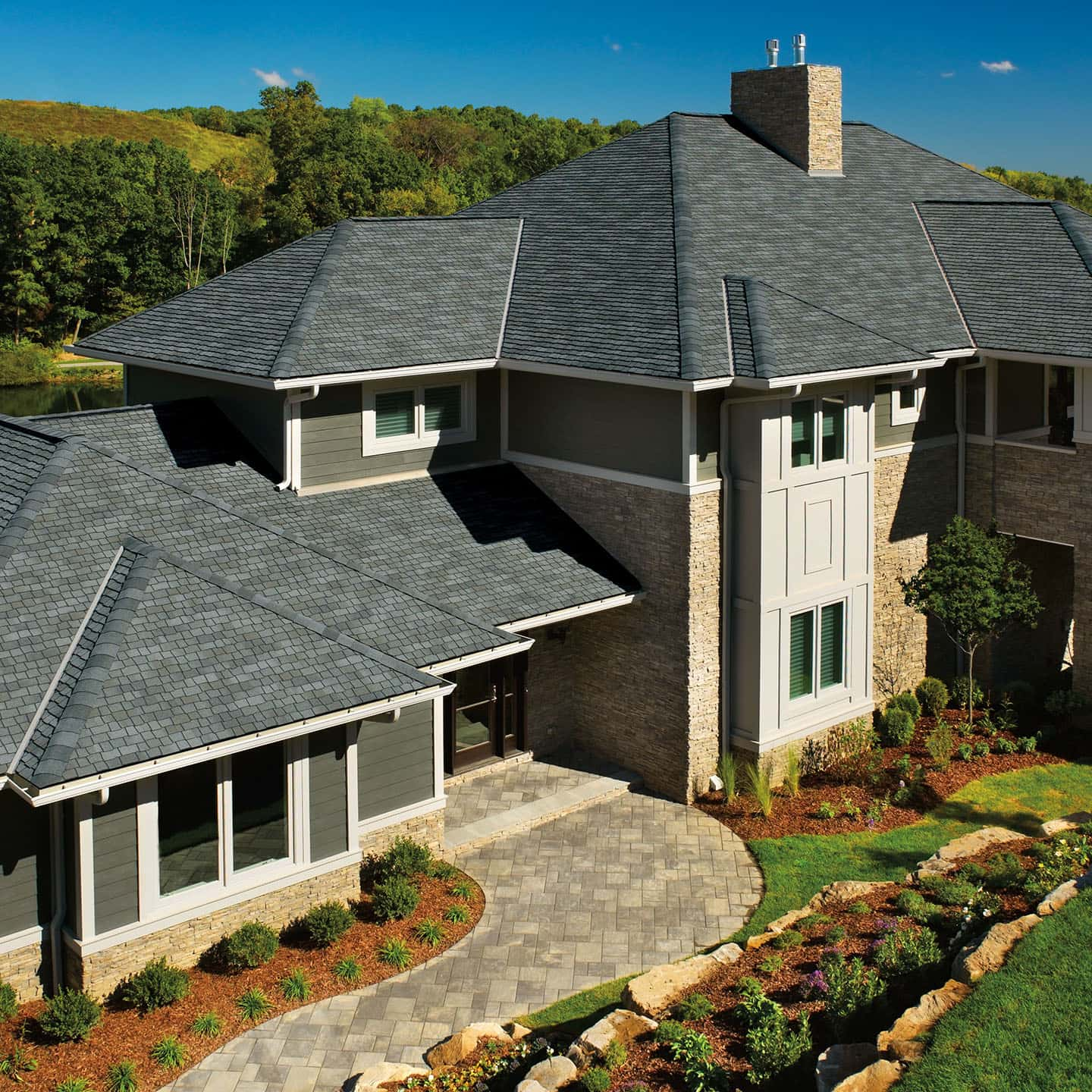 GAF Glenwood® Chelsea Gray House