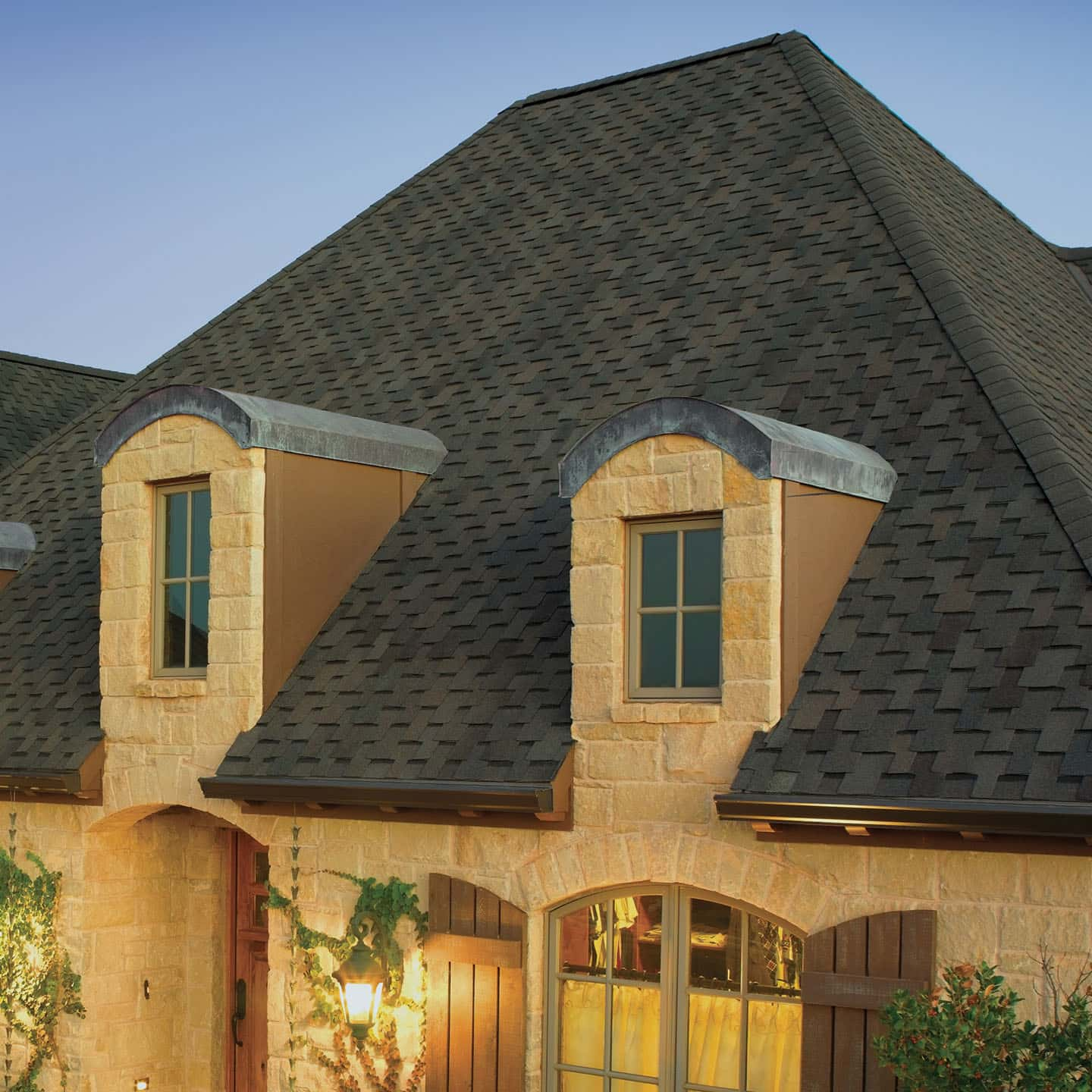 GAF Grand Sequoia® Armorshield Dusky Gray House