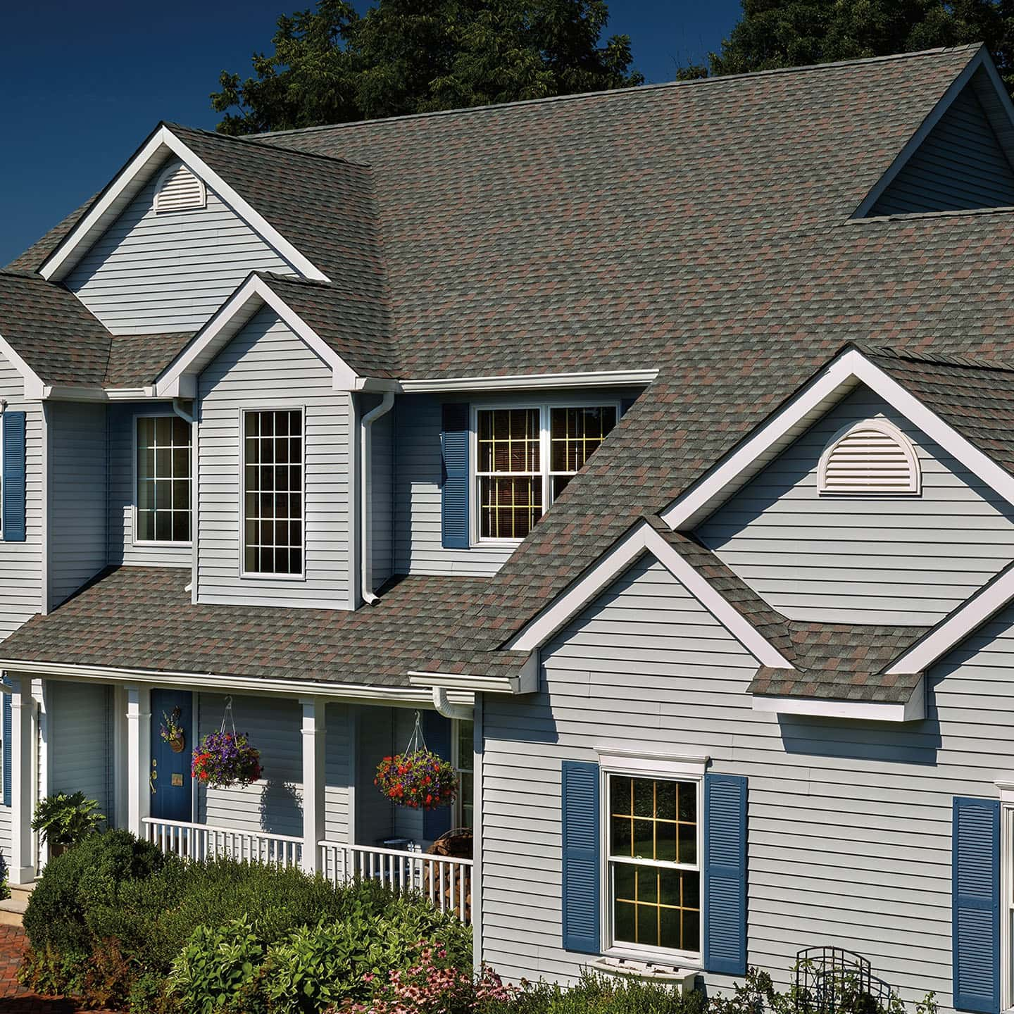 GAF Timberline HDZ® Williamsburg Slate House