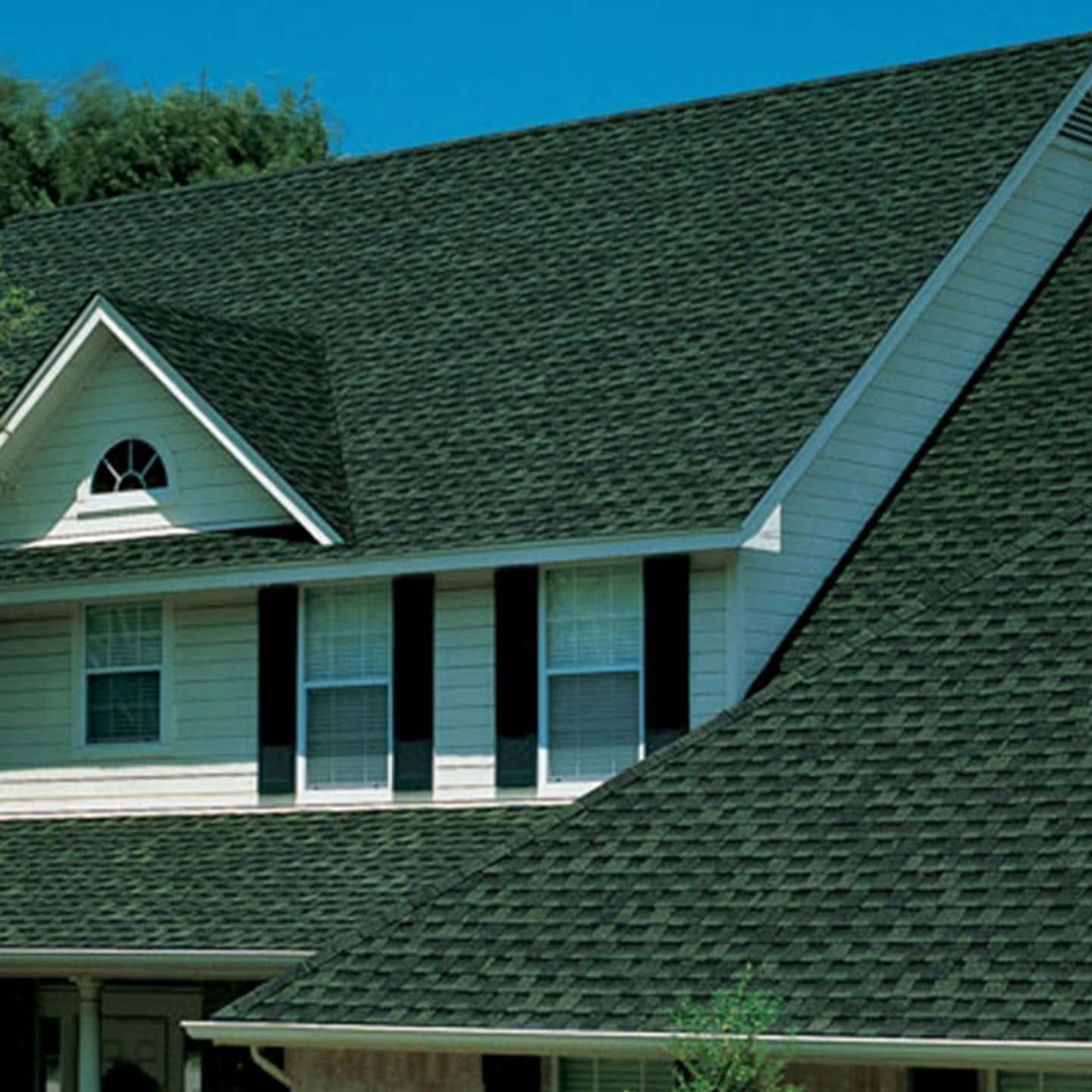 GAF Timberline UHD® Hunter Green House