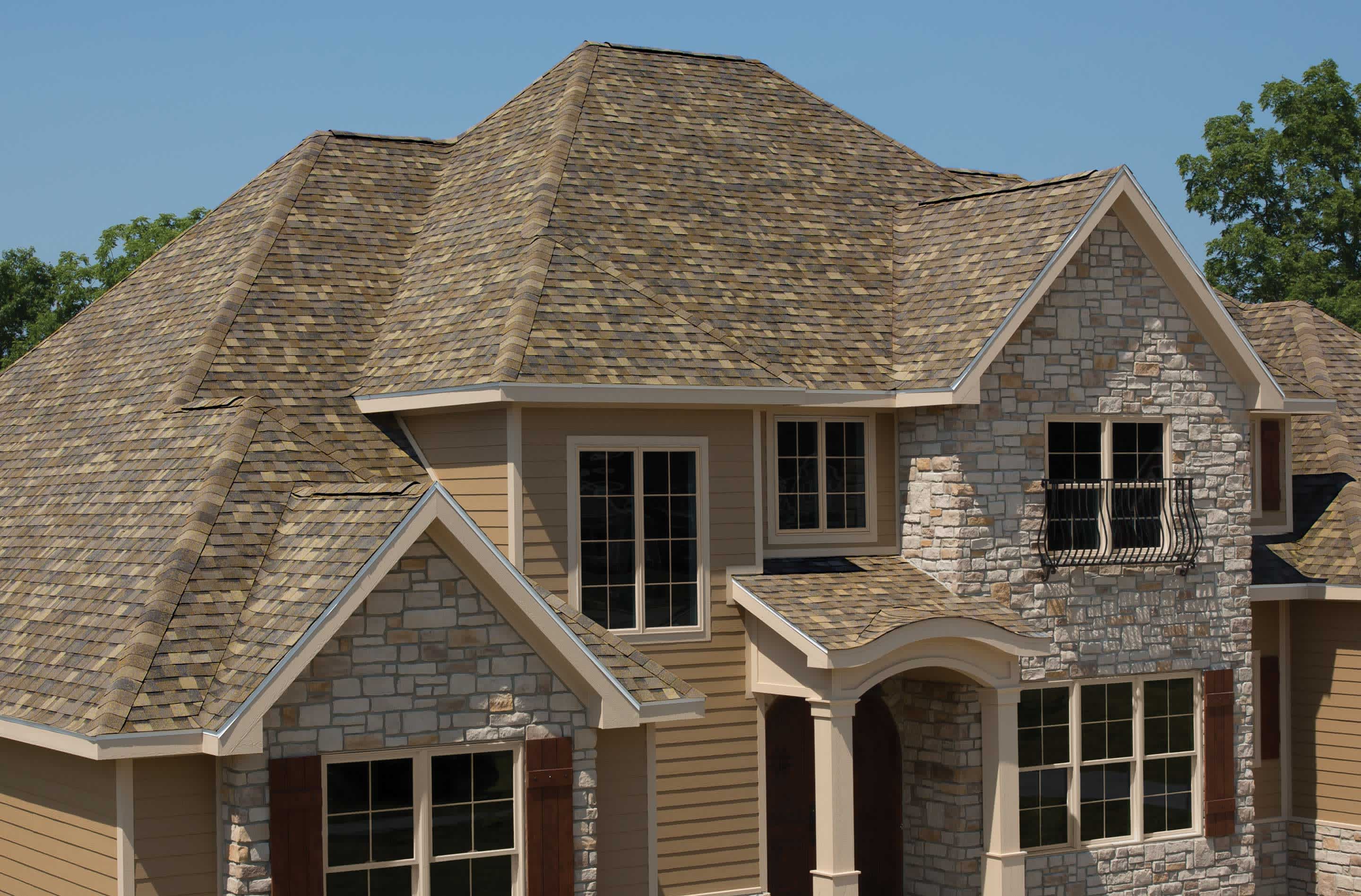 Owens Corning® TruDefinition® Duration® FLEX® Shingles Sand Dune House