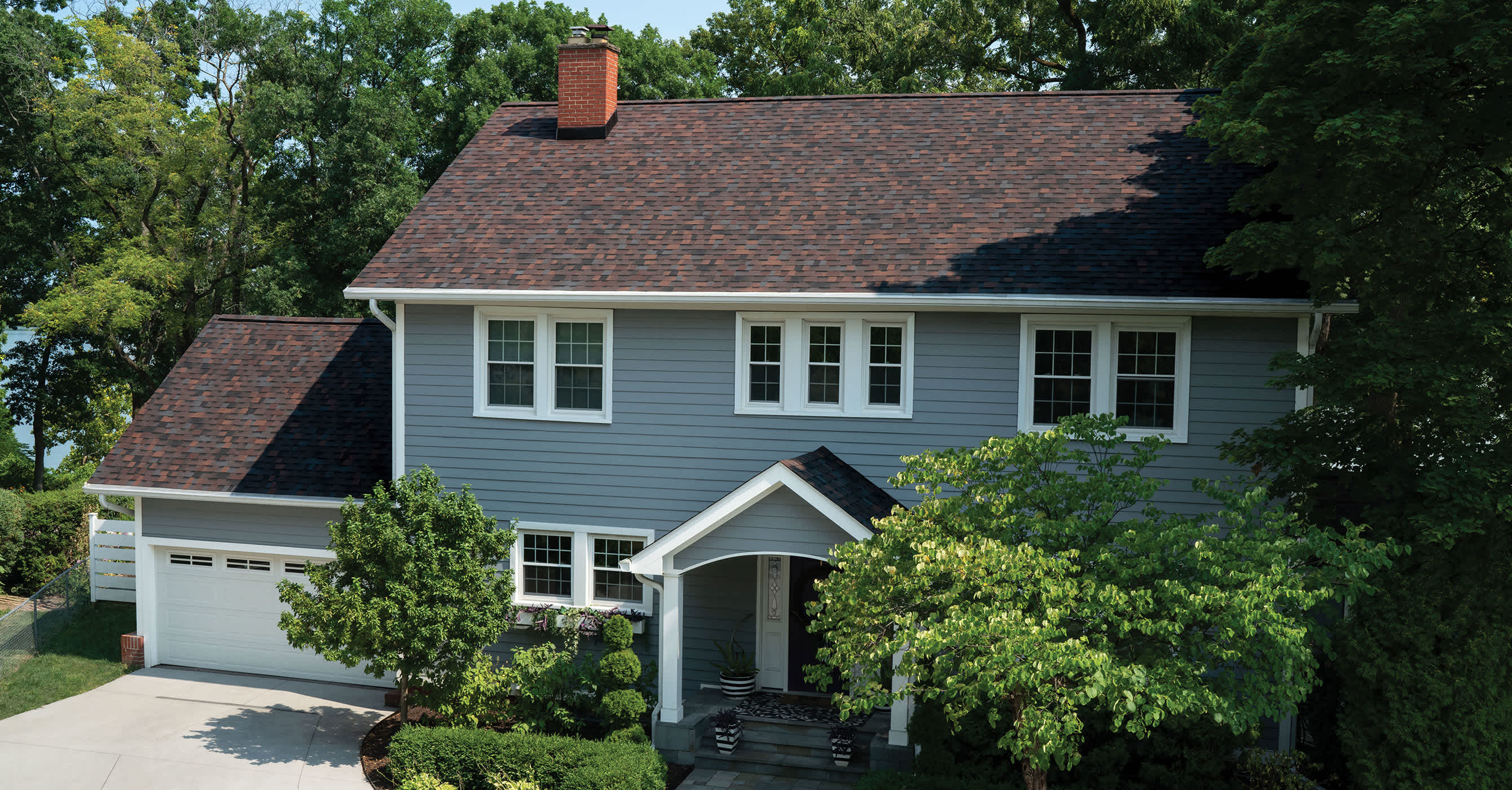 Owens Corning® TruDefinition® Duration® Designer Shingles Bourbon House