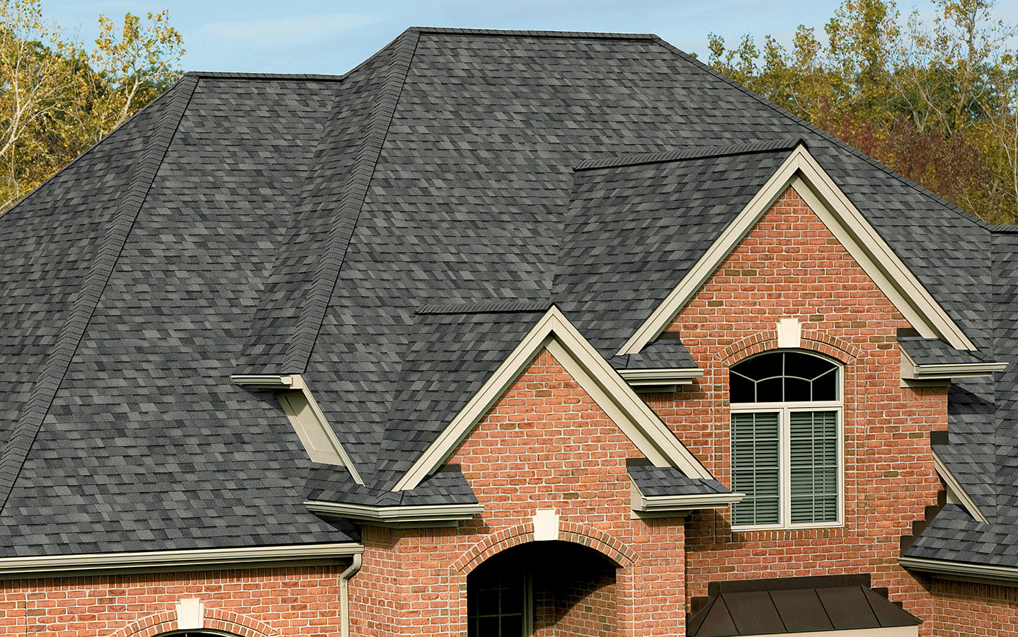 Owens Corning® Duration® Premium Shingles Estate Gray House