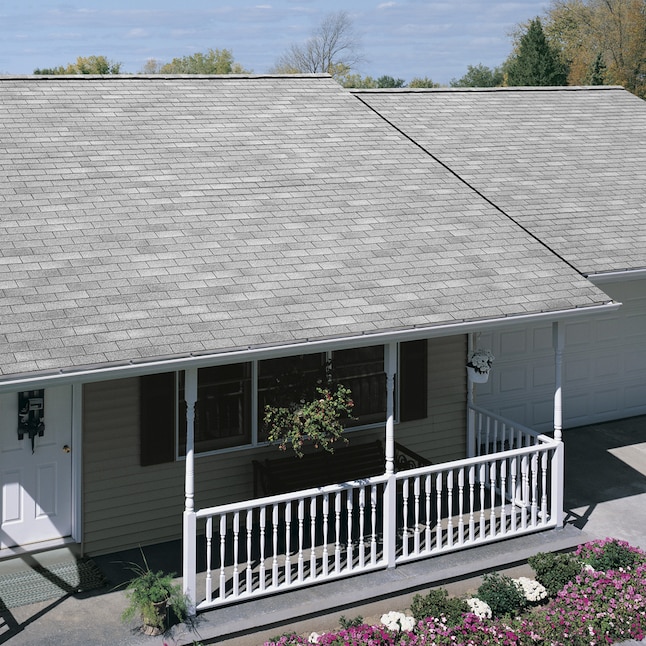 Owens Corning® Supreme® Shingles Antique Silver House