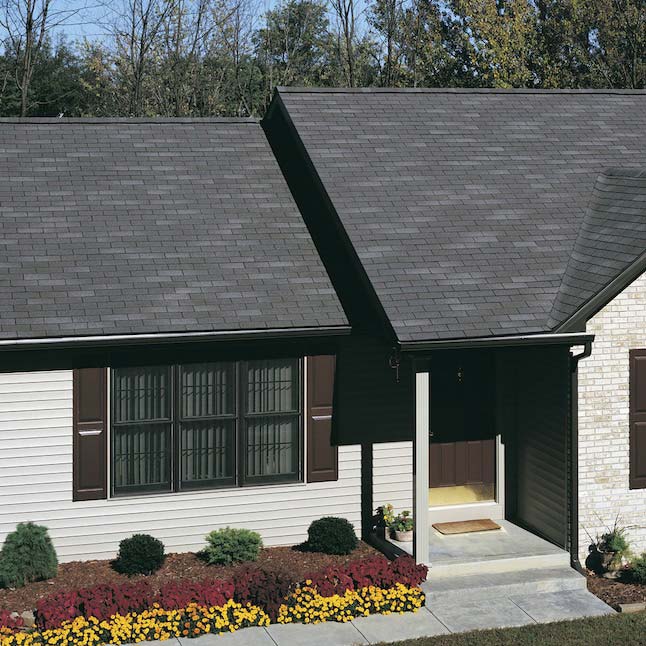 Owens Corning® Supreme® Shingles Weathered Wood House